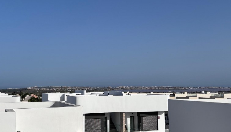 Jälleenmyynti - Paritalo/Rivitalo - Los Montesinos - La Herrada