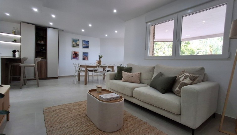 Återförsäljning - Lägenhet - Torrevieja - Playa Acequion