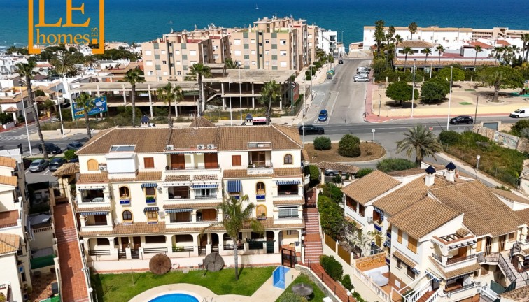 Resale - Apartment - Torrevieja - LA MATA