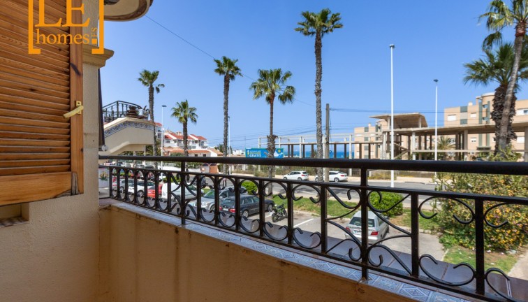 Resale - Apartment - Torrevieja - LA MATA