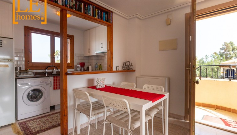 Resale - Apartment - Torrevieja - LA MATA