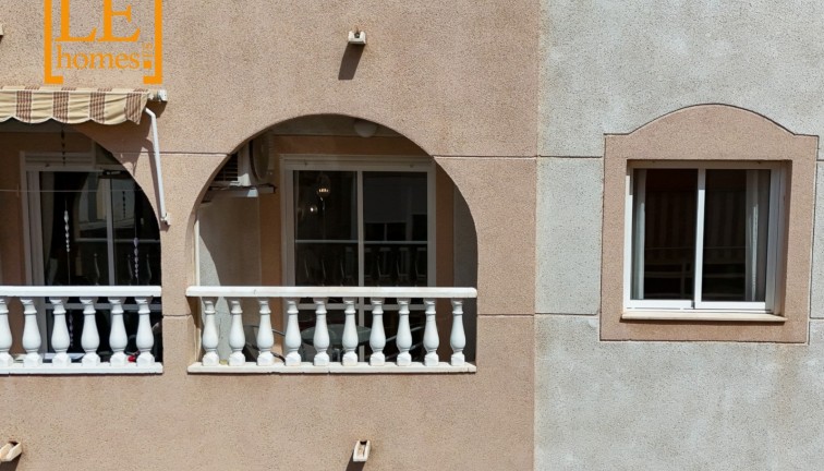 Resale - Apartment - Torrevieja - El Molino