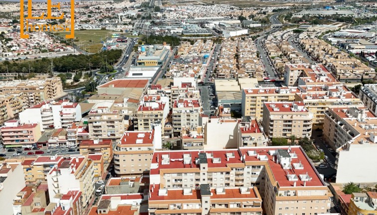 Resale - Apartment - Torrevieja - El Molino