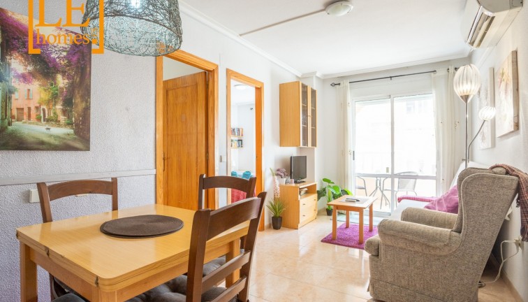 Resale - Apartment - Torrevieja - El Molino
