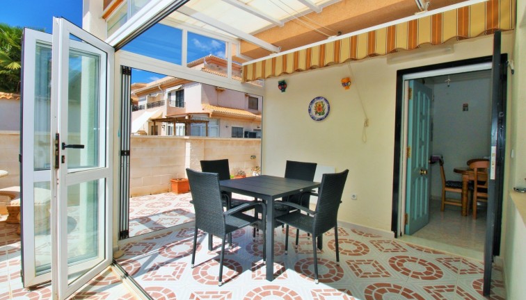 Jälleenmyynti - Paritalo/Rivitalo - Playa Flamenca