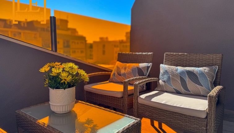 Resale - Apartment - Torrevieja