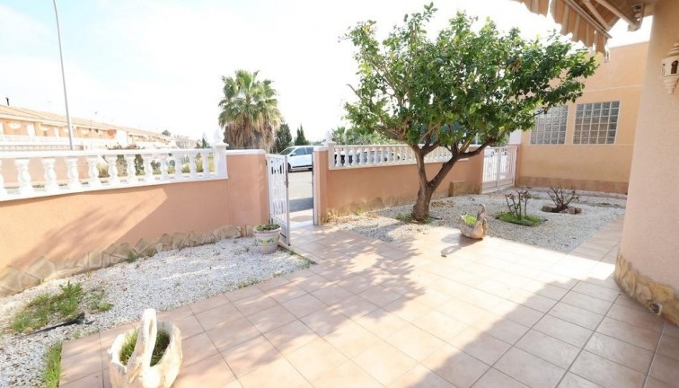 Jälleenmyynti - Erillistalo - Torrevieja - Los Balcones