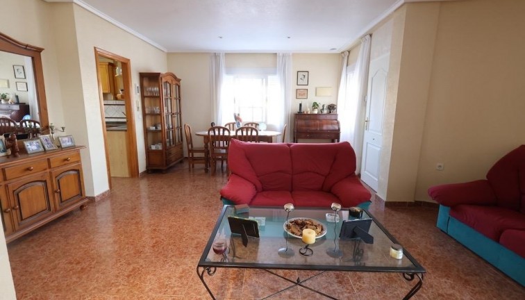 Jälleenmyynti - Erillistalo - Torrevieja - Los Balcones