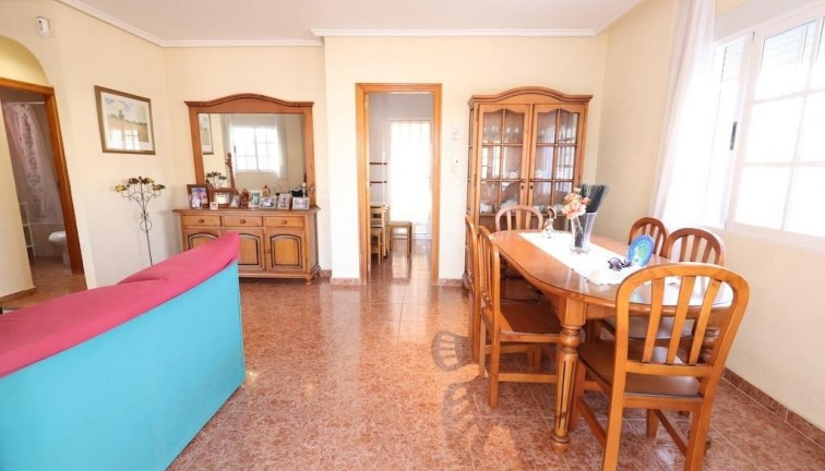 Jälleenmyynti - Erillistalo - Torrevieja - Los Balcones