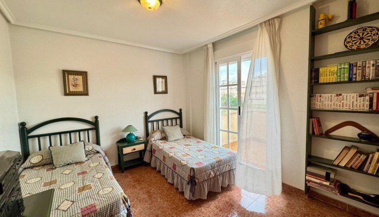 Jälleenmyynti - Erillistalo - Torrevieja - Los Balcones