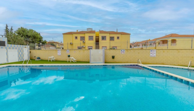 Resale - Apartment - Ground Floor Apartment - Torrevieja - El chaparral