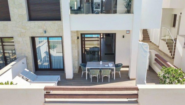 Återförsäljning - Lägenhet - Torrevieja - Los Balcones