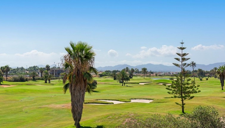Uudistuotanto - Erillistalo - Los Alcazares - Serena Golf