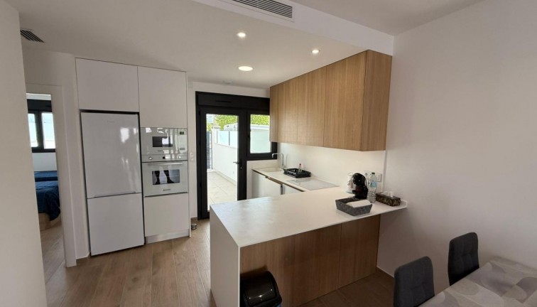 Reventa - Apartamento / piso - Pilar de la Horadada