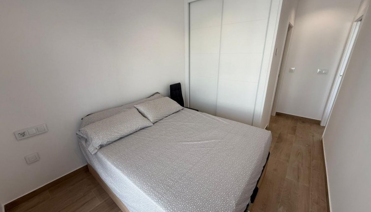 Reventa - Apartamento / piso - Pilar de la Horadada
