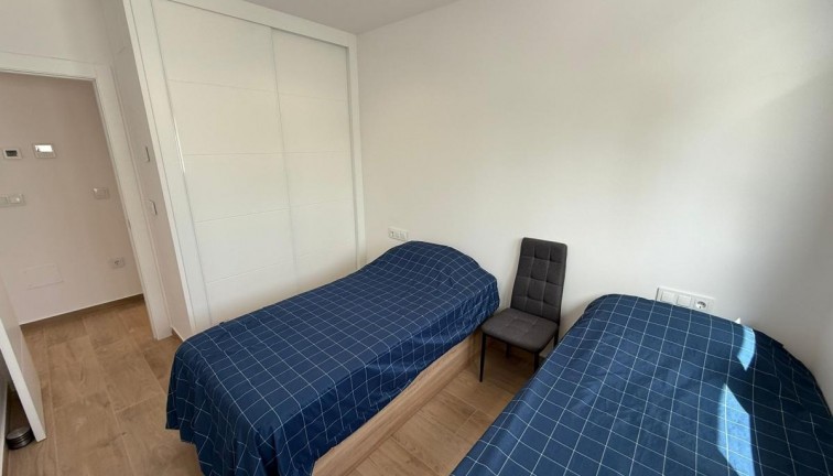 Reventa - Apartamento / piso - Pilar de la Horadada