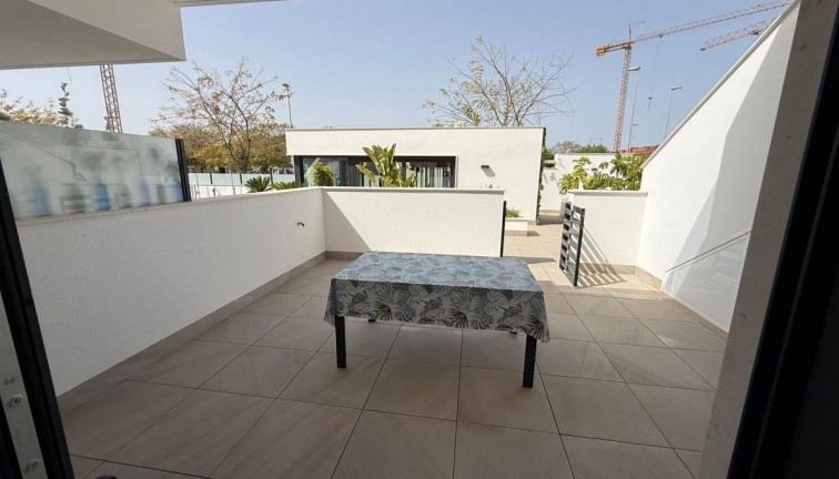 Reventa - Apartamento / piso - Pilar de la Horadada