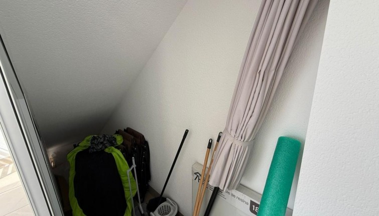 Reventa - Apartamento / piso - Pilar de la Horadada
