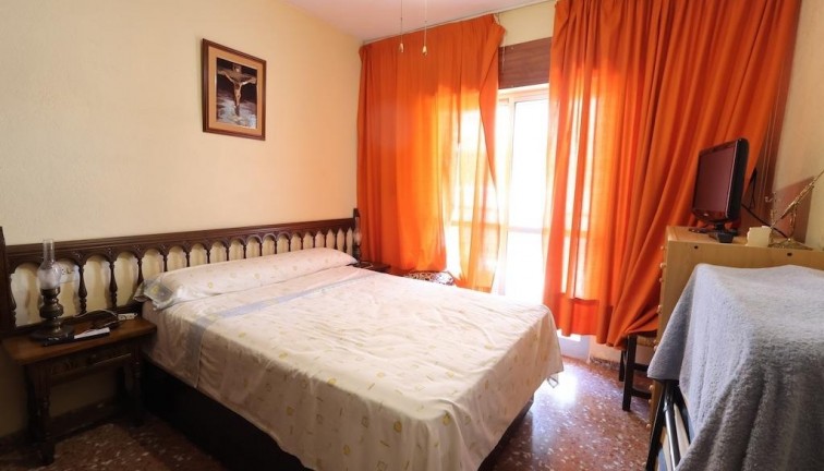 Återförsäljning - Lägenhet - Torrevieja - Acequion