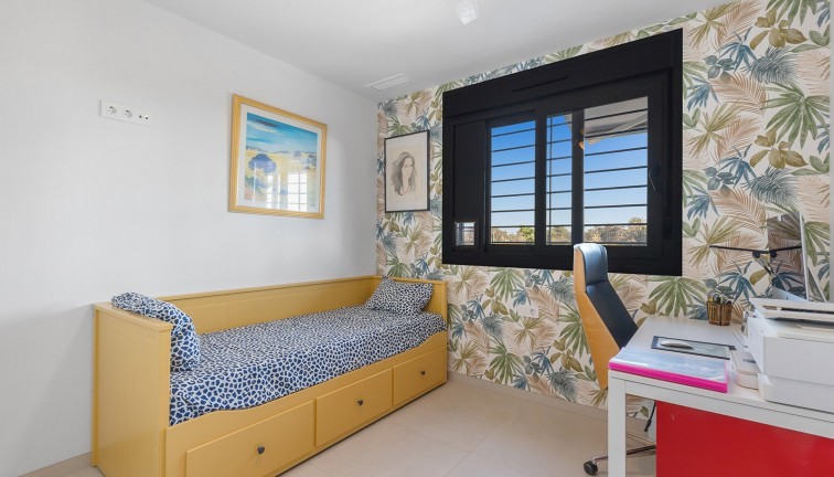 Återförsäljning - Lägenhet - Torrevieja - Rocio del Mar