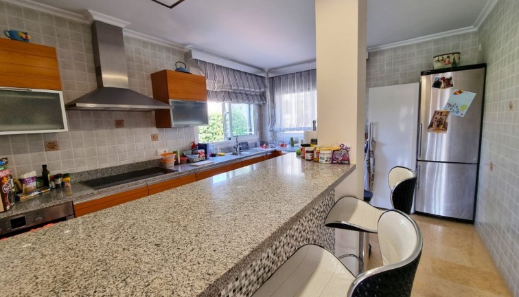 Jälleenmyynti - Erillistalo - Torrevieja - LA MATA