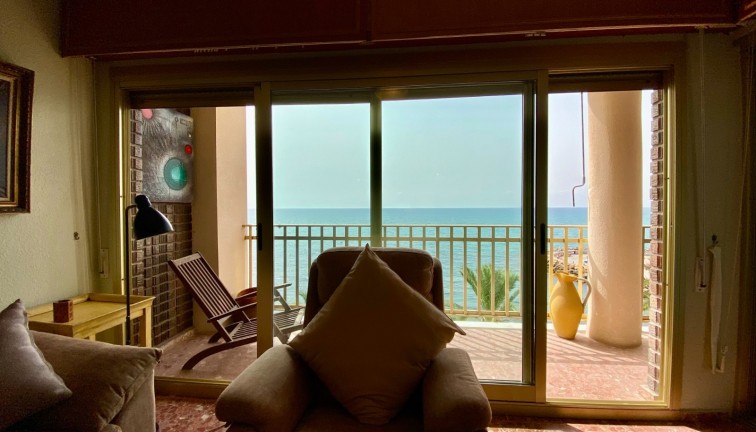 Återförsäljning - Lägenhet - Torrevieja - Playa del Cura