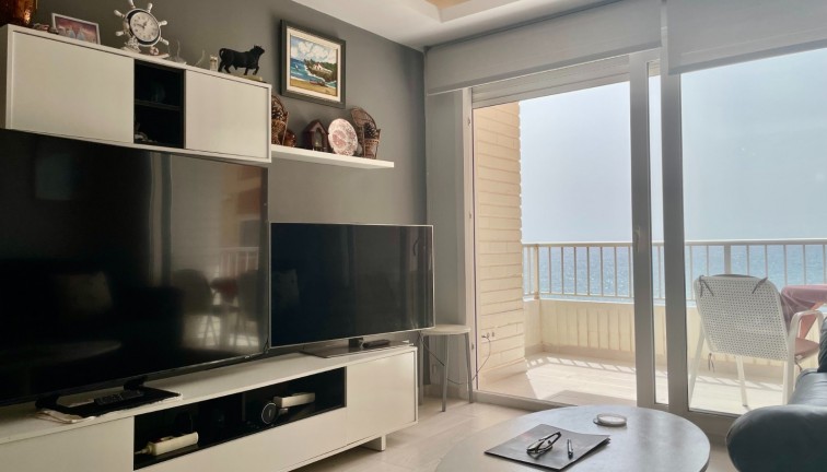 Återförsäljning - Lägenhet - Torrevieja - Playa del Cura