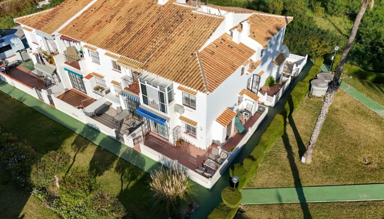 Jälleenmyynti - Bungalow - Torrevieja - Lago Jardin