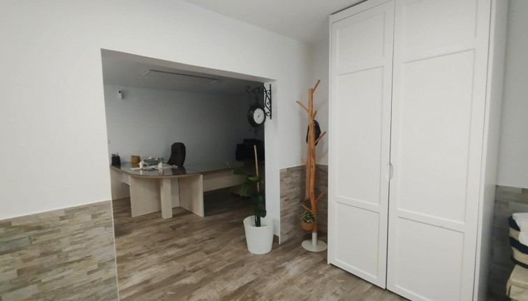 Jälleenmyynti - Erillistalo - San Miguel de Salinas - Villamartín