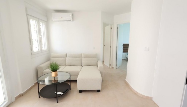 Jälleenmyynti - Bungalow - Orihuela Costa - La Zenia