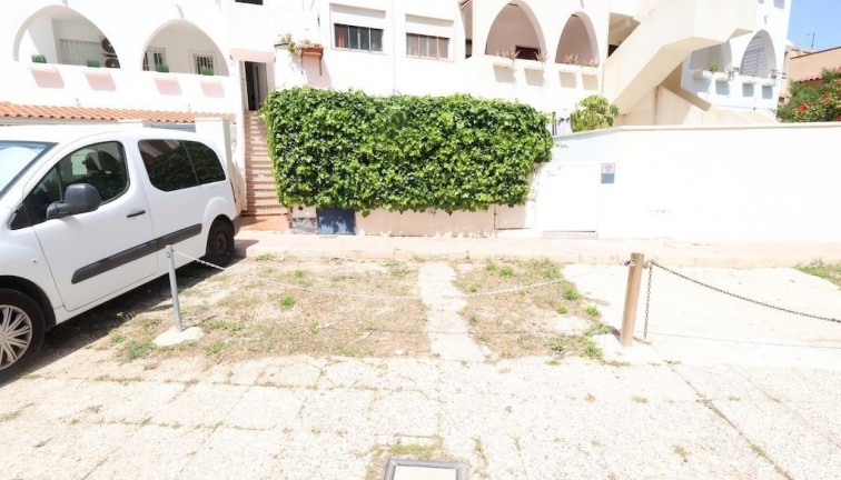 Jälleenmyynti - Bungalow - Orihuela Costa - La Zenia