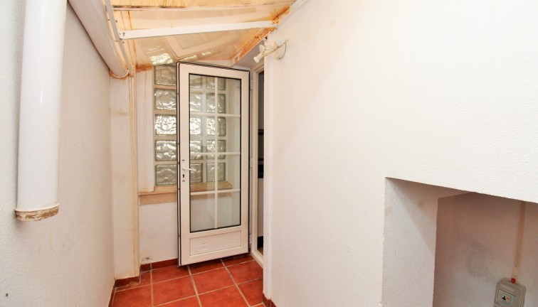 Jälleenmyynti - Paritalo/Rivitalo - Villamartín