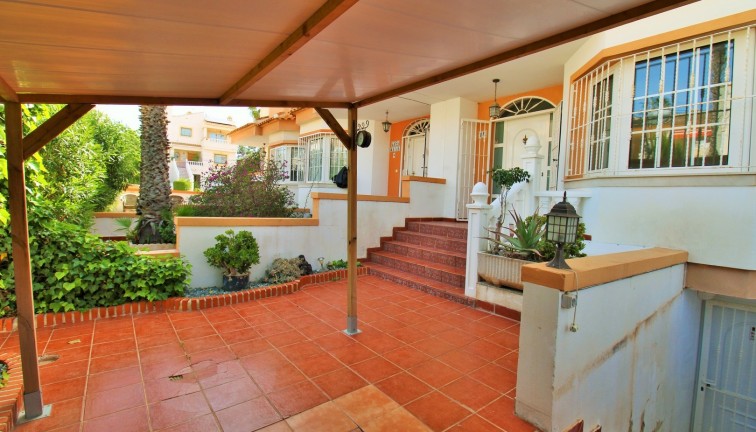 Jälleenmyynti - Paritalo/Rivitalo - Villamartín