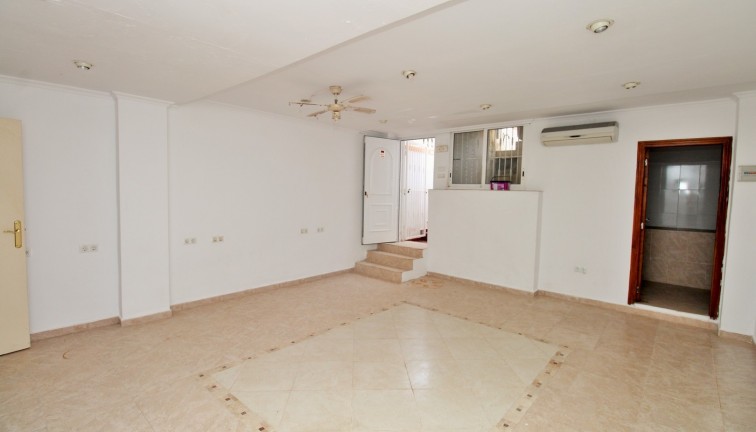Jälleenmyynti - Paritalo/Rivitalo - Villamartín
