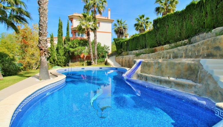 Jälleenmyynti - Paritalo/Rivitalo - Villamartín