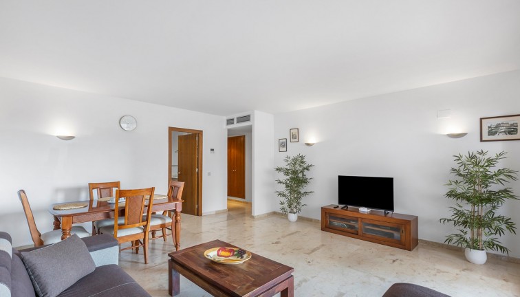 Återförsäljning - Lägenhet - Torrevieja - Punta Prima