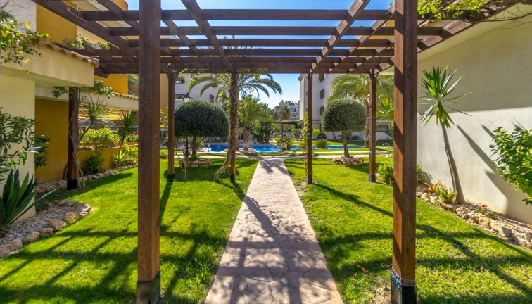 Återförsäljning - Lägenhet - Torrevieja - Punta Prima