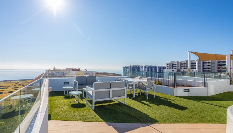 Återförsäljning - Lägenhet - Torrevieja - Rocio del Mar