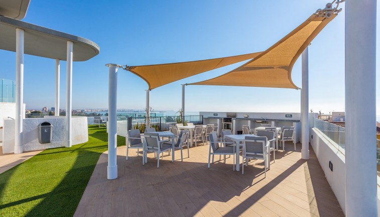 Återförsäljning - Lägenhet - Torrevieja - Rocio del Mar