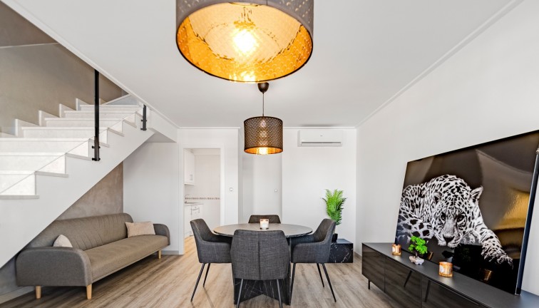 Jälleenmyynti - Paritalo/Rivitalo - Torrevieja - Los Balcones