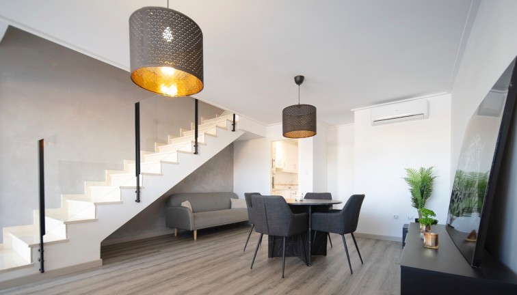 Jälleenmyynti - Paritalo/Rivitalo - Torrevieja - Los Balcones
