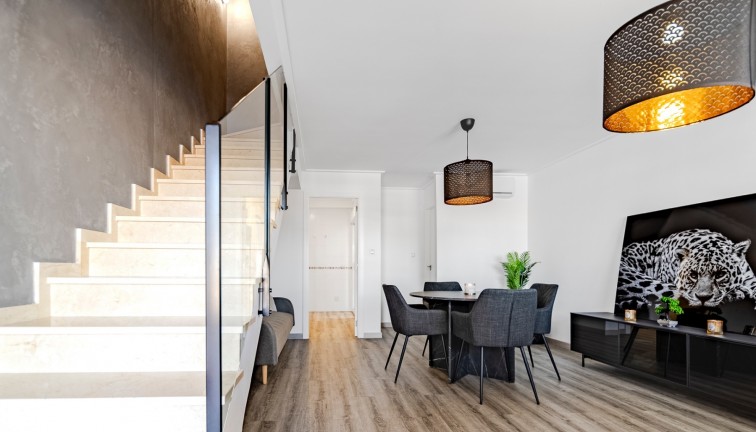 Jälleenmyynti - Paritalo/Rivitalo - Torrevieja - Los Balcones