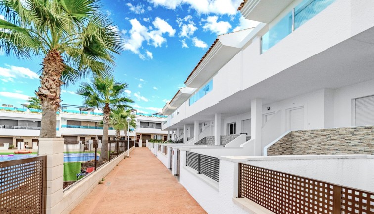 Jälleenmyynti - Paritalo/Rivitalo - Torrevieja - Los Balcones