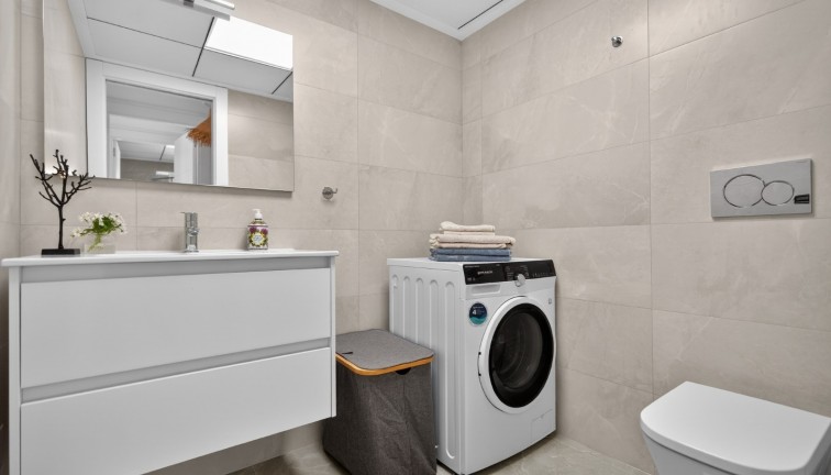 Reventa - Apartamento / piso - Torrevieja - Playa de los Locos
