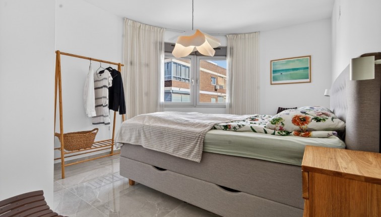 Reventa - Apartamento / piso - Torrevieja - Playa de los Locos