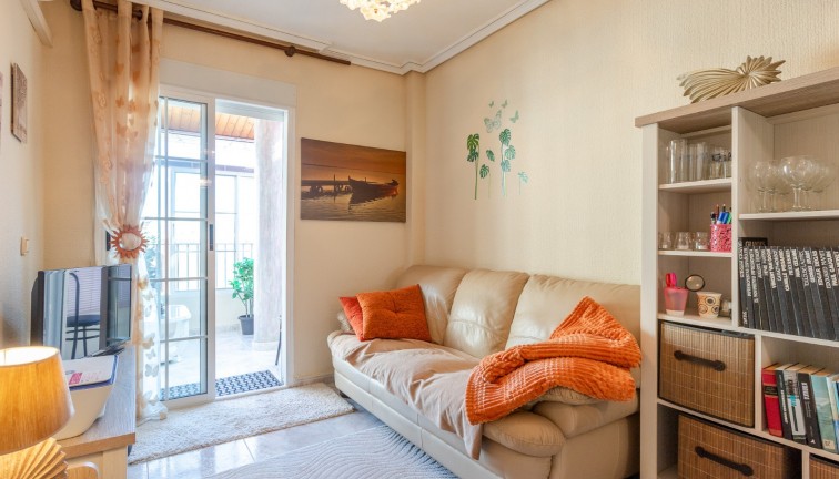 Resale - Apartment - Top Floor Apartment - Torrevieja - Nueva Torrevieja