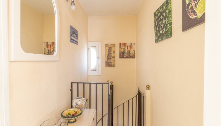 Resale - Apartment - Top Floor Apartment - Torrevieja - Nueva Torrevieja