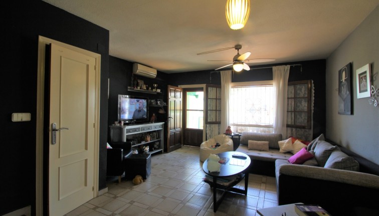 Resale - Semi-Detached - Villamartín