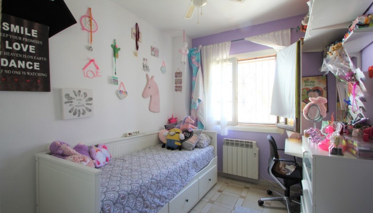 Resale - Semi-Detached - Villamartín