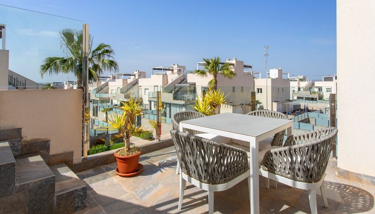 Jälleenmyynti - Paritalo/Rivitalo - Torrevieja - Aguas Nuevas